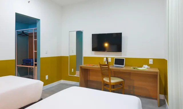Superior, Apartment, Street View، B&B HOTEL Rio de Janeiro Copacabana 5/6