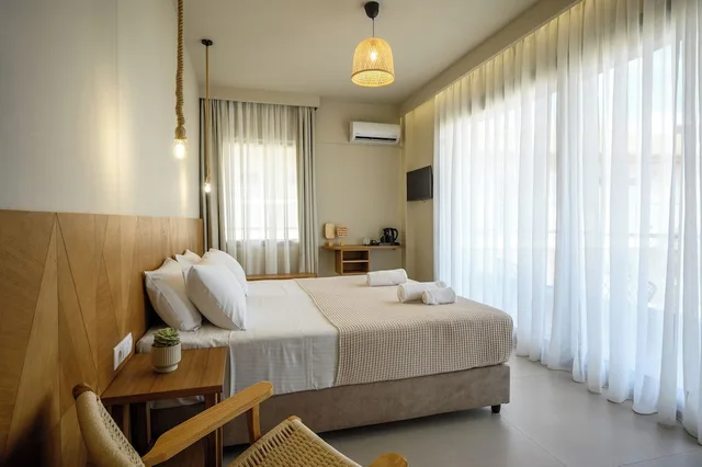 Superior, Shared Pool، Malia Bay Beach Hotel And Bungalows 5/10