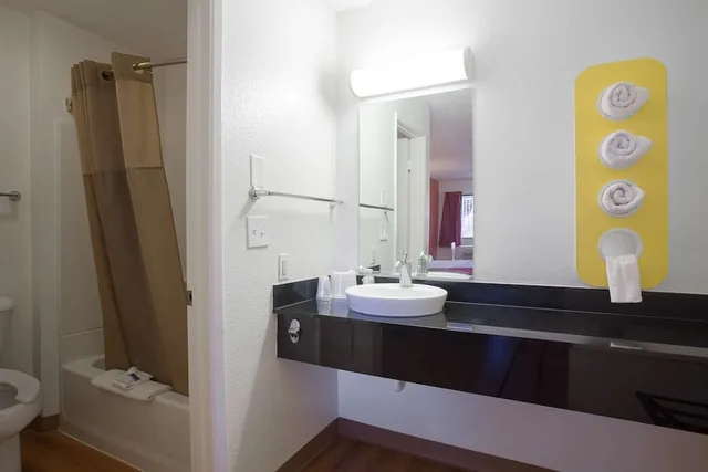 غرفة قياسية بسريرين كوين للمدخنين، Motel6 Kingman, AZ - Route 66 West 6/7