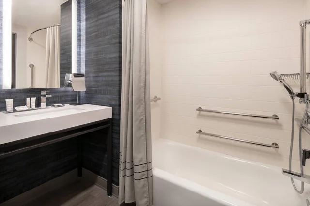 غرفة بسرير مزدوج لذوي الإعاقة، Boulder Marriott 4/4