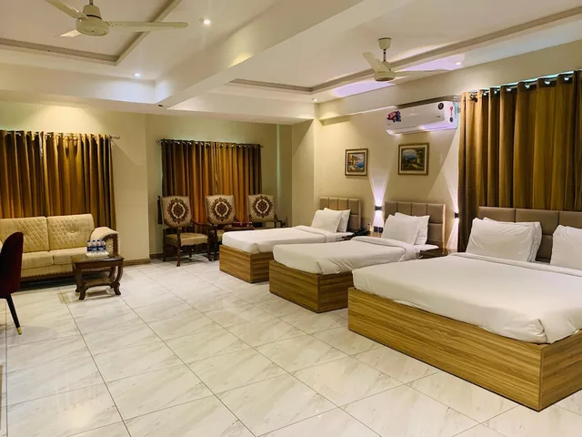 جناح تنفيذي بسرير مزدوج وسرير فردي، Hotel Pearl Inn 3/5