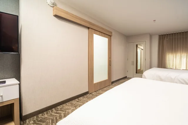 جناح بسريرين كوين مع سرير سحّاب إضافي، SpringHill Suites by Marriott Kenosha 8/10