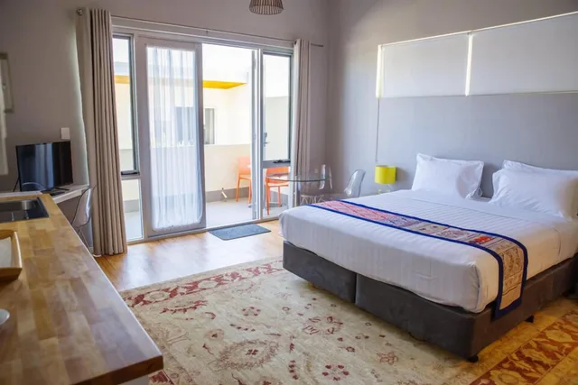 جناح بسرير كينج بمطبخ صغير، Maand Up Accommodation 1/3