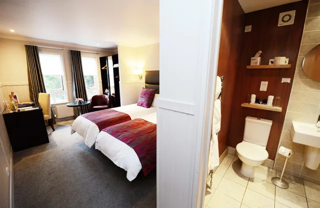 غرفة قياسية بسرير مزدوج أو سريرين منفصلين، Glynhill Hotel 6/6