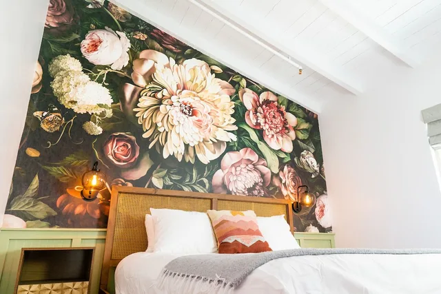 Signature, Suite, King Bed, Fleur Noire Hotel 2/3