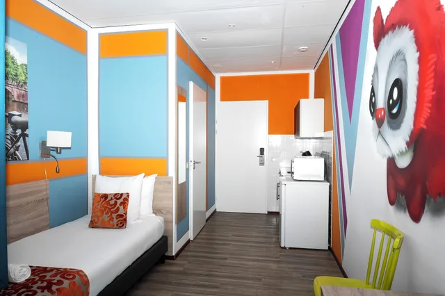 Room, Single, Amsterdam Teleport Hotel 2/11