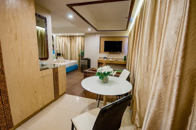 جناح رئاسي بسرير كينج، Aziza Paradise Hotel 2/3