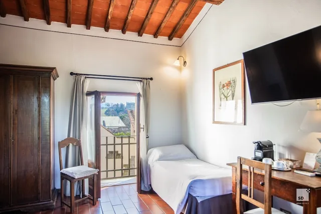 غرفة كومفورت ثلاثية بغرفة نوم واحدة، Tenuta il Burchio Hotel 2/10