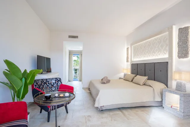 غرفة بسرير كينج بجاكوزي، Corte Bianca - Adults Only & Spa- Bovis Hotels 4/5