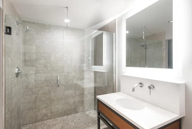 غرفة كلاسيكية بسرير كينج، The Heathman Hotel 6/8