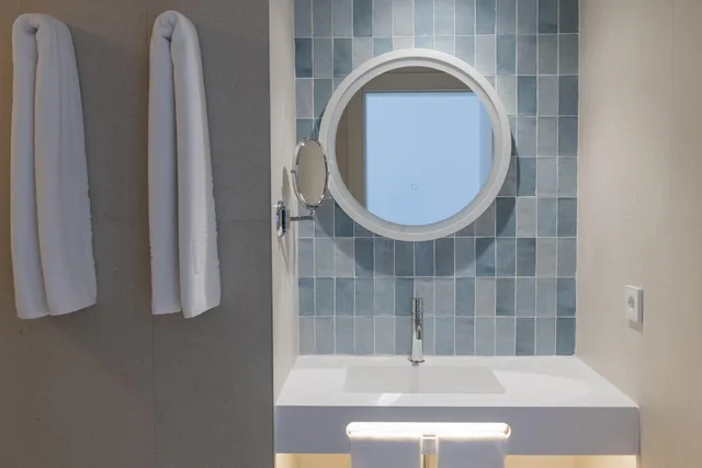 2 Bedrooms, Suite, Balcony or Terrace, Pool Access، Suites Roc Portonova 3/3