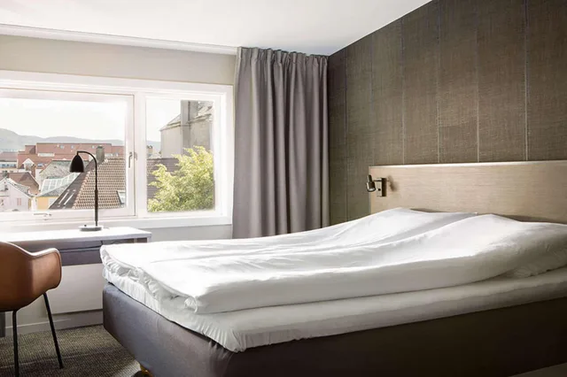 غرفة قياسية بسرير مزدوج أو سريرين منفصلين، Comfort Hotel Bergen 1/4