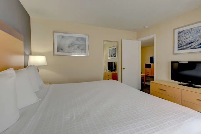 Suite, King Bed, Best Western Horizon Inn 1/7