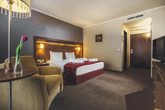 Standard, Double Bed, Caramell 2/5