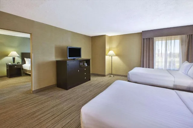 غرفة لذوي الإعاقة، Country Inn & Suites by Radisson, Benton Harbor-St. Joseph, MI 2/2