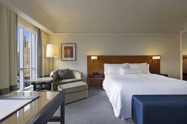 استوديو ديلوكس ركني بسرير كينج بإطلالة على المدينة، Westin Melbourne 4/7