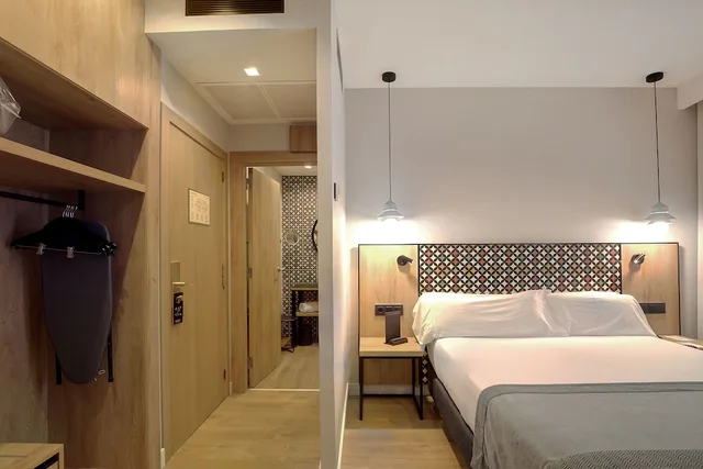 Superior, King Bed, Private Pool, Catalonia Excelsior 10/10