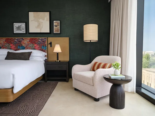 غرفة بريميوم بسرير كينج بحوض استحمام، Kimpton Santo, an IHG Hotel 7/10