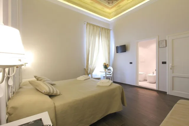 غرفة ثلاثية، Hotel Ferrucci Firenze 1/10