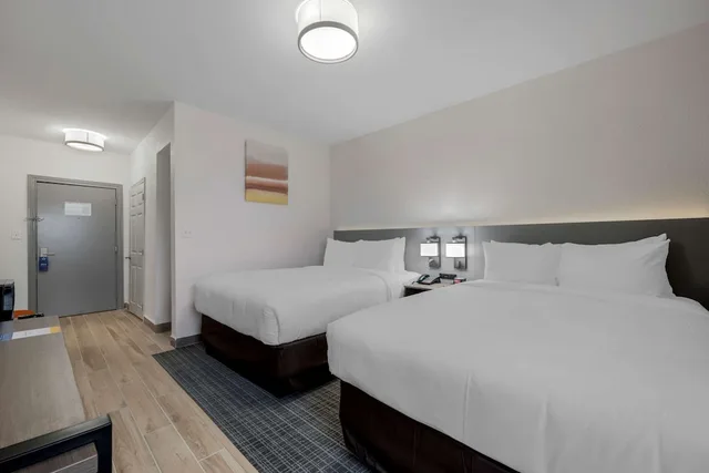 Standard, 2 Queen Beds, Comfort Inn South Padre Island Central 1/6