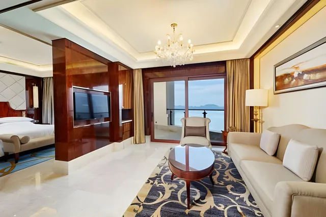 جناح ديلوكس بسرير كينج بإطلالة على البحر، DoubleTree by Hilton Sanya Bay 1/1