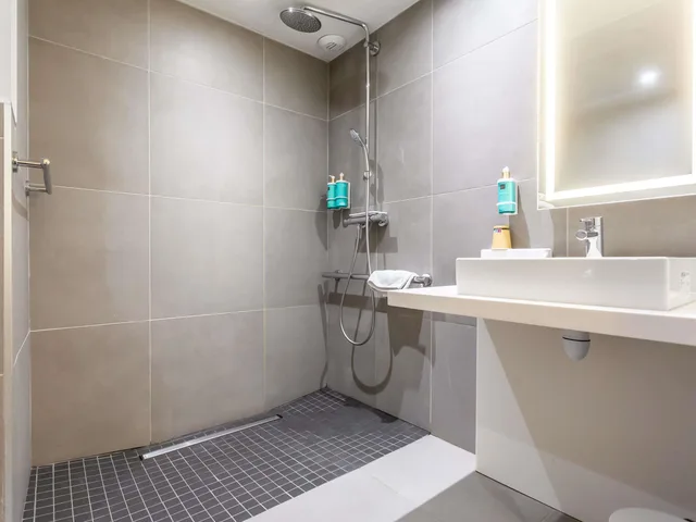 غرفة قياسية بسرير مزدوج، NOVOTEL BOURGES 4/5