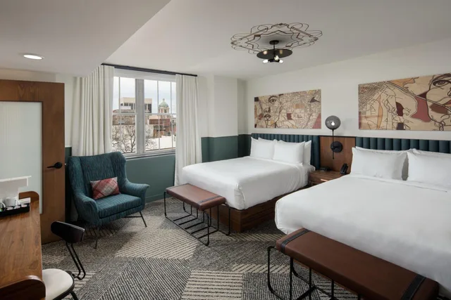 غرفة بسرير كوين لذوي الإعاقة، Hotel Forty Five, Macon, a Tribute Portfolio Hotel 1/10