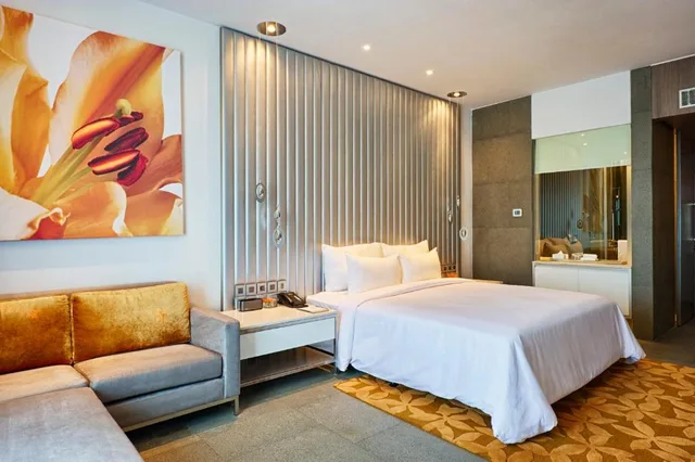 Suite, Avasa Hotels 1/2