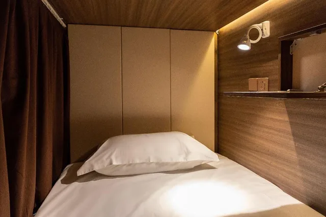 Female Dorm, Female Only, 10 Beds، The Hump Hostel 1/3