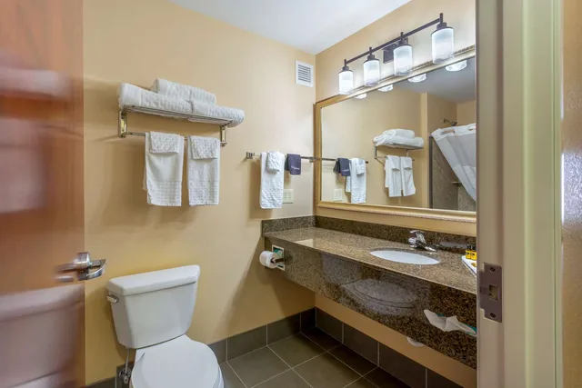 غرفة بسريرين كوين لذوي الإعاقة، Best Western Plus Fossil Country Inn & Suites 4/4