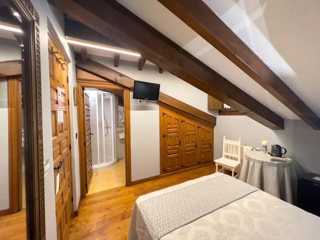 Economy, Single, Double Bed, Posada Araceli 3/4