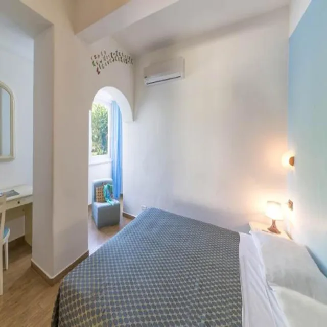 غرفة قياسية بإطلالة على البحر بشرفة، Hotel Costa Citara 3/3