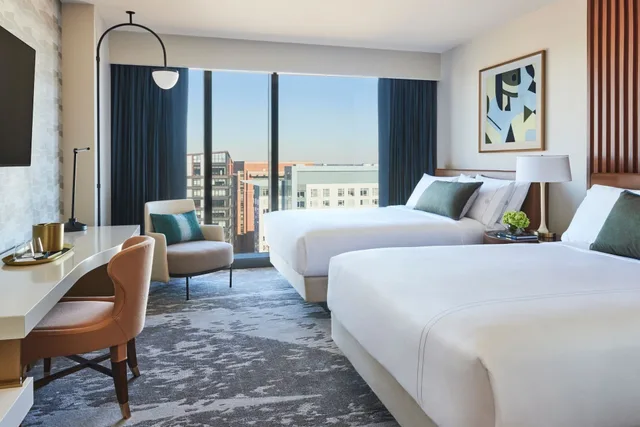 Premier, 2 Queen Beds, Patron Tower, Omni Boston Hotel at the Seaport 4/5