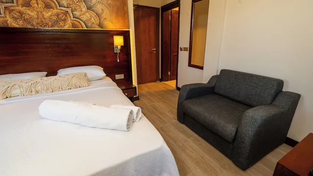 غرفة كومفورت بسرير كوين مع أريكة، Les Terrasses Selimiye Hotel 7/10