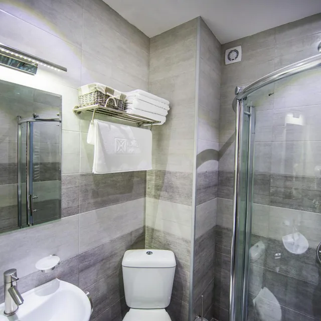 غرفة كلاسيكية ثلاثية، Tbilisi Inn 6/8