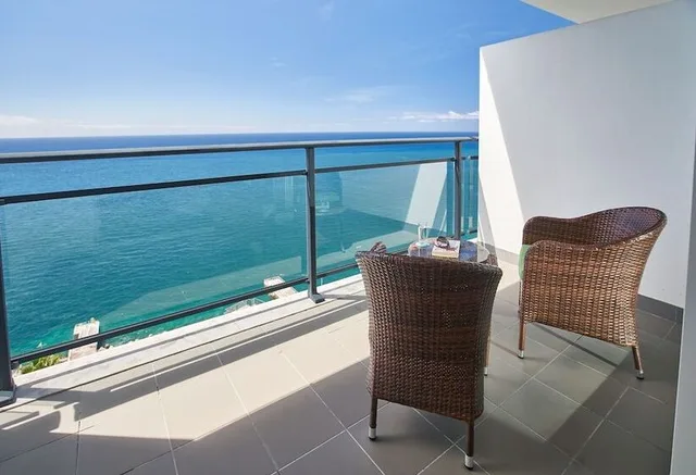 غرفة بريميوم بسرير مزدوج بإطلالة على البحر، Vidamar Resort Madeira 4/4