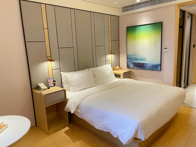 Superior, Double Bed, Ji Hotel (Shanghai Hongqiao National Exhibition and Convention Center Huaxiang Road) 2/5