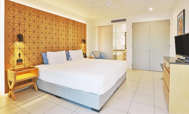 2 Bedrooms, Courtyard, Suite، Radisson Blu Resort Fiji Denarau Island 3/9