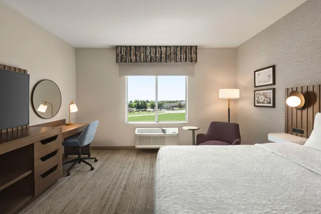 Room, Double Bed, Hampton Inn Stockton, CA 1/2