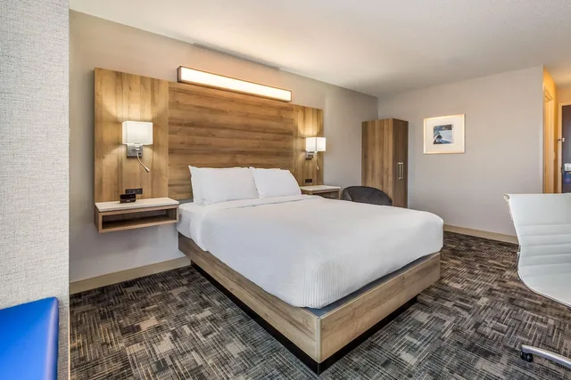غرفة ديلوكس بسرير كوين، Microtel Inn Suites By Wyndham Timmins 5/10
