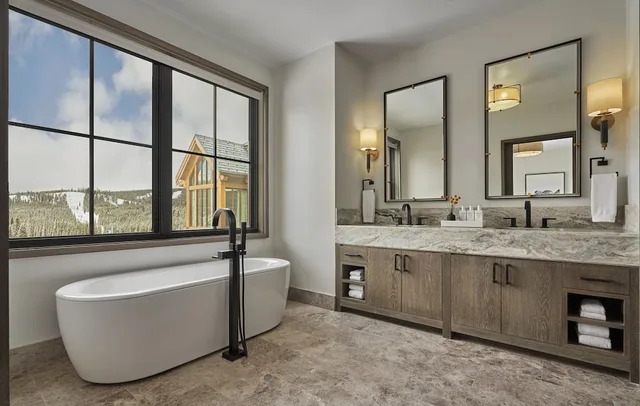 3 Bedrooms, Grand, Peak, Residence, 3 Double Beds، Montage Big Sky 1/2