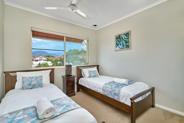 3 Bedrooms, Family, Apartment, 2 Queen and Twin Beds, 2 Bathrooms, NORTH COVE WATERFRONT SUITES 1/10