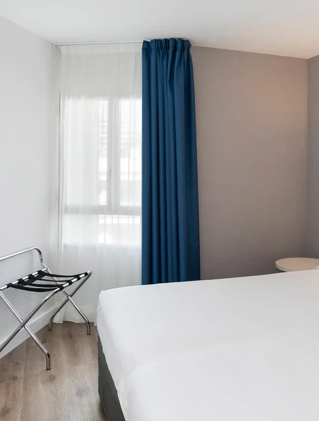 شقة بسريرين منفصلين بغرفة نوم واحدة مع أريكة، Sol Puerto Marina 2/4