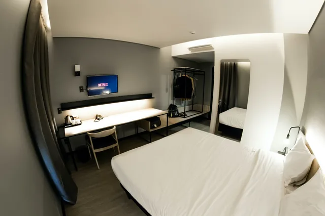 غرفة بزنس بسرير كوين، Naalt Hotel 1/2