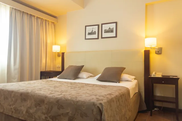 غرفة كلاسيكية بسرير مزدوج، Kenton Palace 3/10
