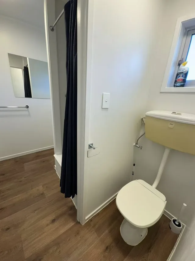 غرفة عائلية بسرير مزدوج وسريرين منفصلين بغرفة نوم واحدة، Siesta Motel 10/10