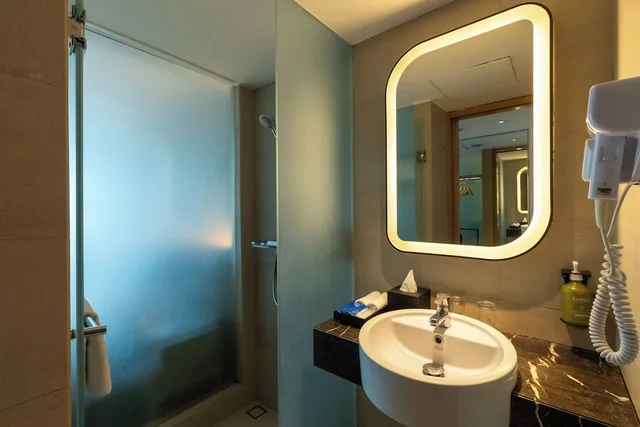 Standard, Queen Bed, Airport View، Holiday Inn Express Manila Newport World Resorts 7/7