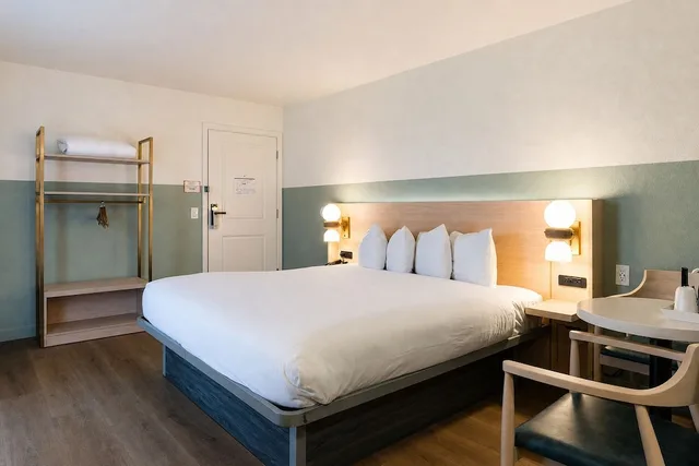 king room, Stargazer Inn And Suites 13/15
