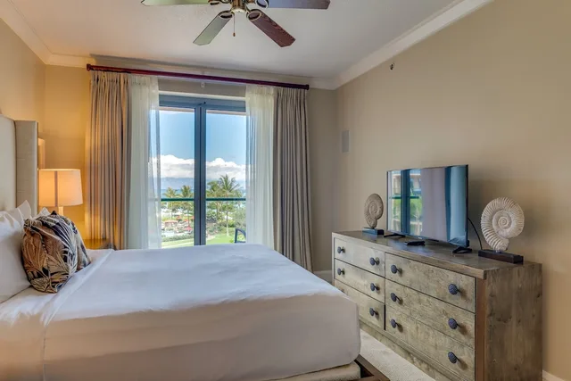 جناح بسريرين كينج بإطلالة على البحر بـ3 غرف نوم مع أريكة، OUTRIGGER Honua Kai Resort & Spa 3/10