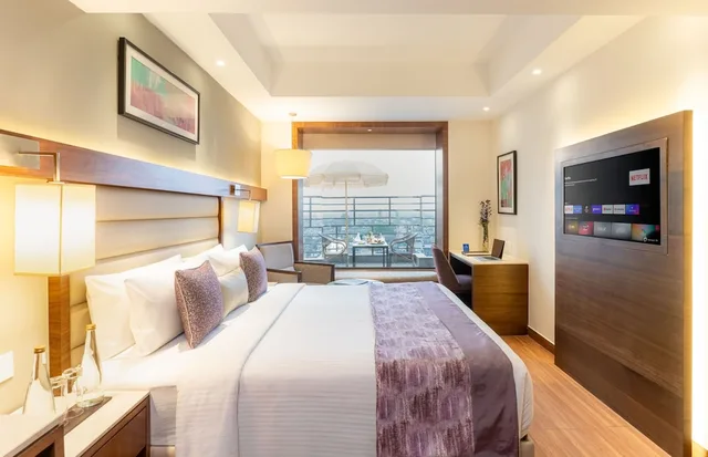 Deluxe, Multiple Beds، Nirvana Sarovar Portico Gorakhpur 2/6